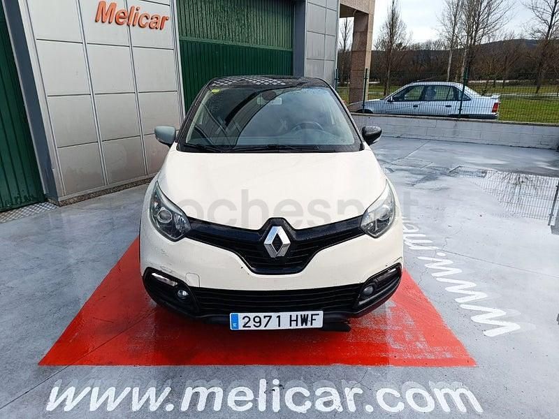 Usado Renault Captur Zen 90 CV (66 kW) 2014 Beige SUV