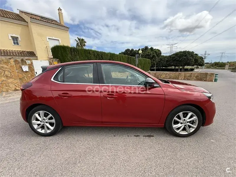 Usado Opel Corsa Elegance 100 CV (73 kW) 2023 Rojo Utilitario