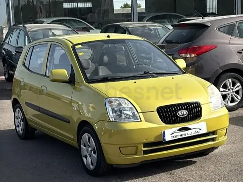 Usado Kia Picanto EX 65 CV (47 kW) 2006 Amarillo Utilitario