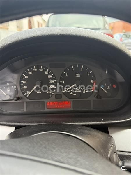 Usado BMW 320 136 CV (100 kW) 1999 Negro Berlina