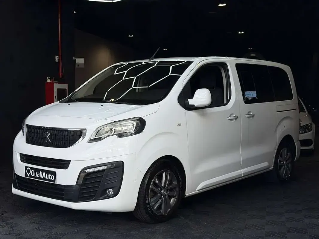 Usado Peugeot Traveller Allure 177 CV (130 kW) 2018 Blanco Monovolumen
