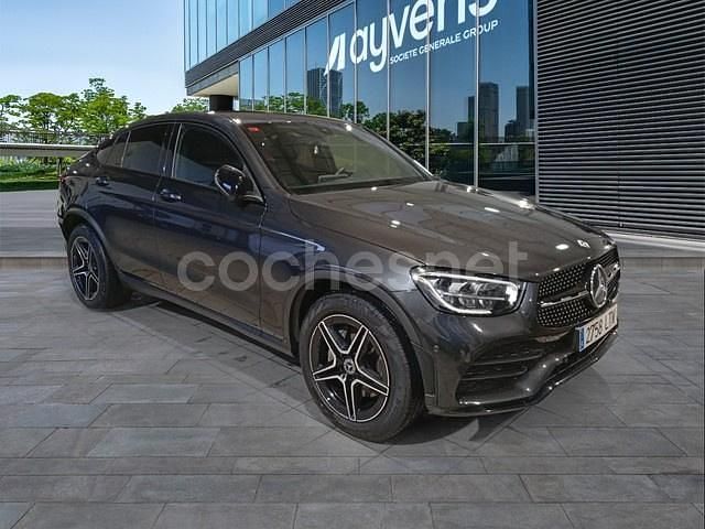 Usado Mercedes GLC220 194 CV (142 kW) 2021 Gris / plata Coupe