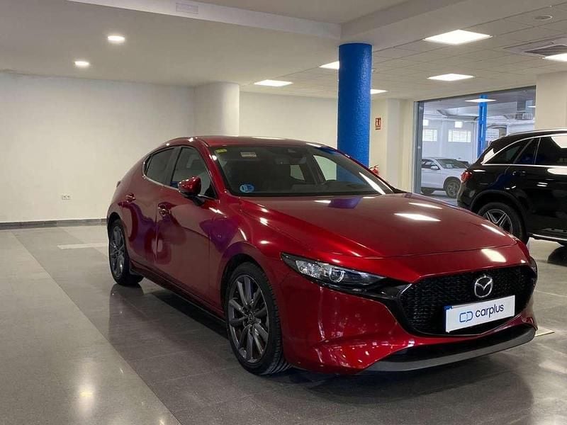 Usado Mazda 3 122 CV (89 kW) 2020 Rojo Utilitario