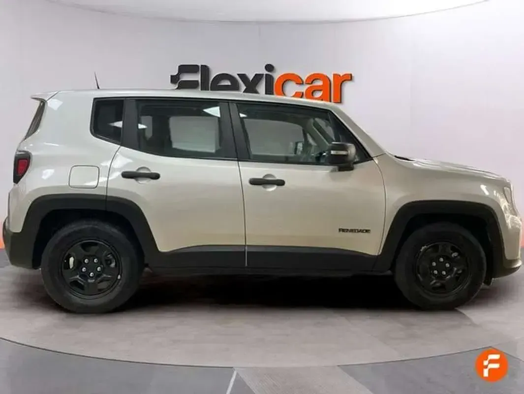Usado Jeep Renegade Sport 120 CV (88 kW) 2018 Gris SUV
