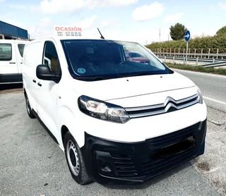 Usado Citroën Jumpy 118 CV (86 kW) 2022 Blanco Monovolumen