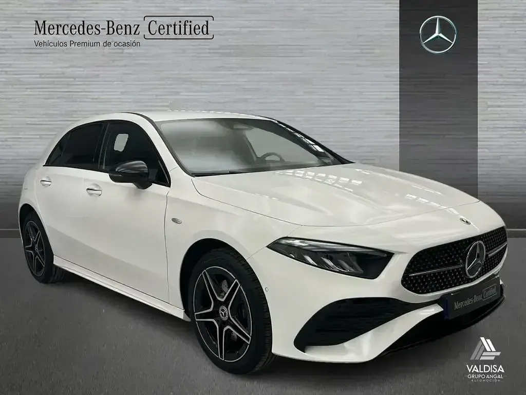 Usado Mercedes A250 218 CV (160 kW) 2025 Blanco Berlina