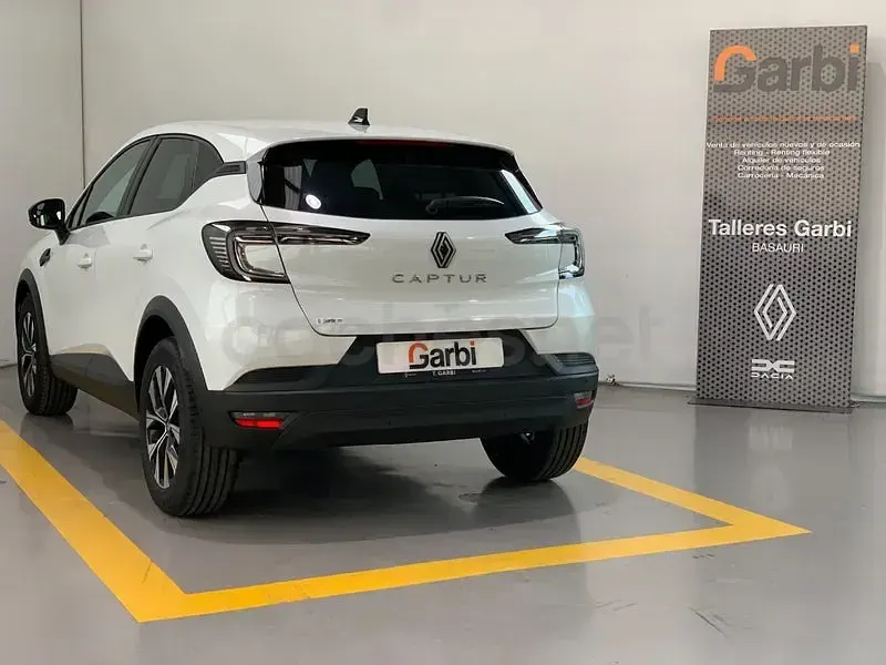 Nuevo Renault Captur Evolution 100 CV (73 kW) 2025 Blanco SUV