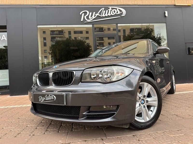 Usado BMW 120 Coupé 177 CV (130 kW) 2007 Gris / plata Coupe