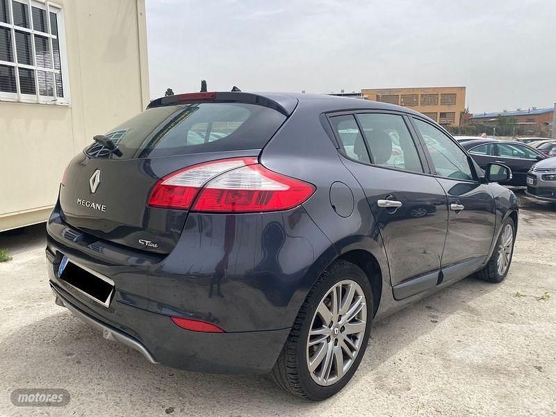 Usado Renault Mégane 130 CV (95 kW) 2011 Negro Berlina