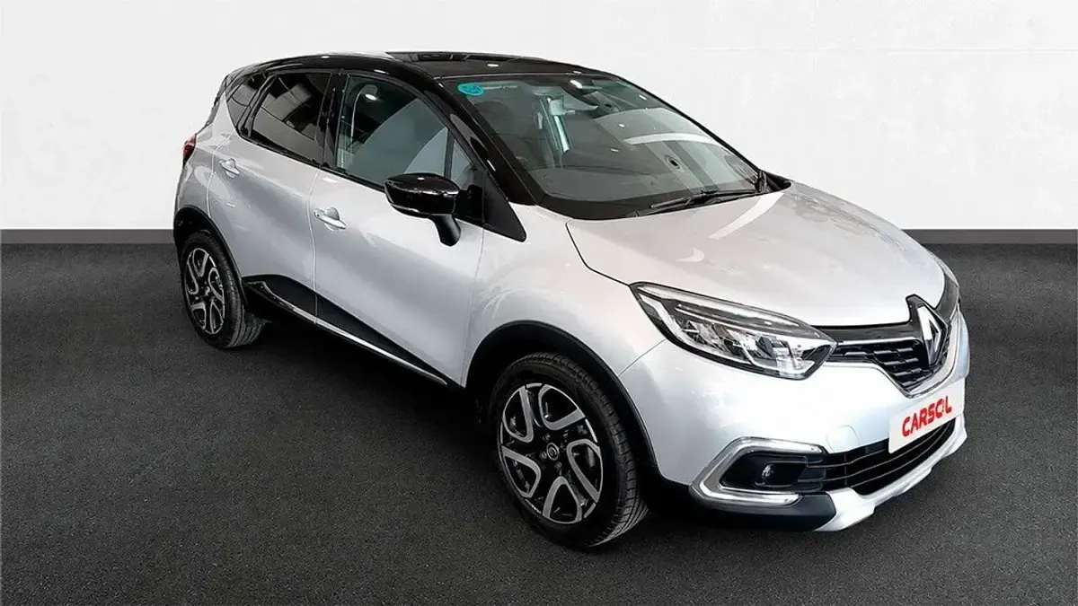 Usado Renault Captur Zen 150 CV (110 kW) 2019 Gris SUV