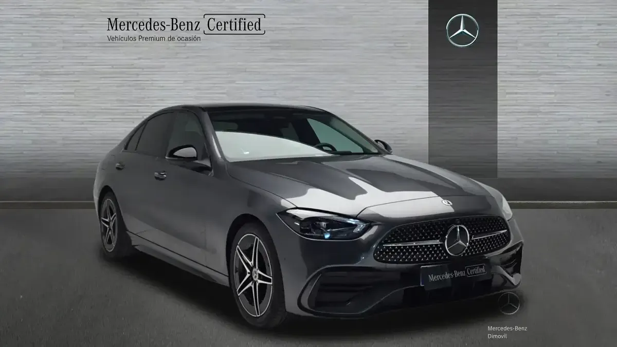 Usado Mercedes C220 200 CV (147 kW) 2023 Gris selenita Berlina