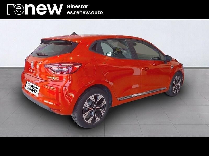Usado Renault Clio V LIMITED 91 CV (66 kW) 2022 Naranja Berlina