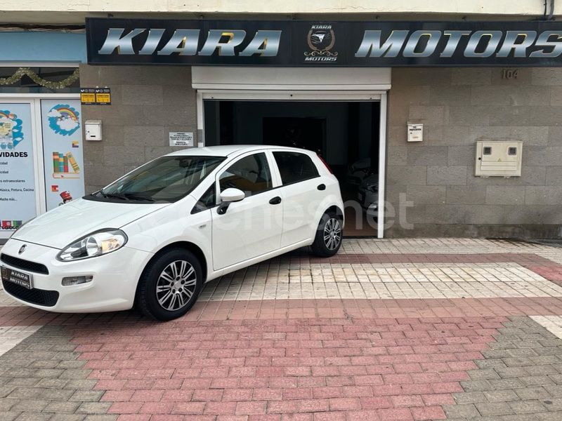 Blanco Usado 2018 Fiat Punto Utilitario | 6990 € (Precio justo) - Imagen 1/4
