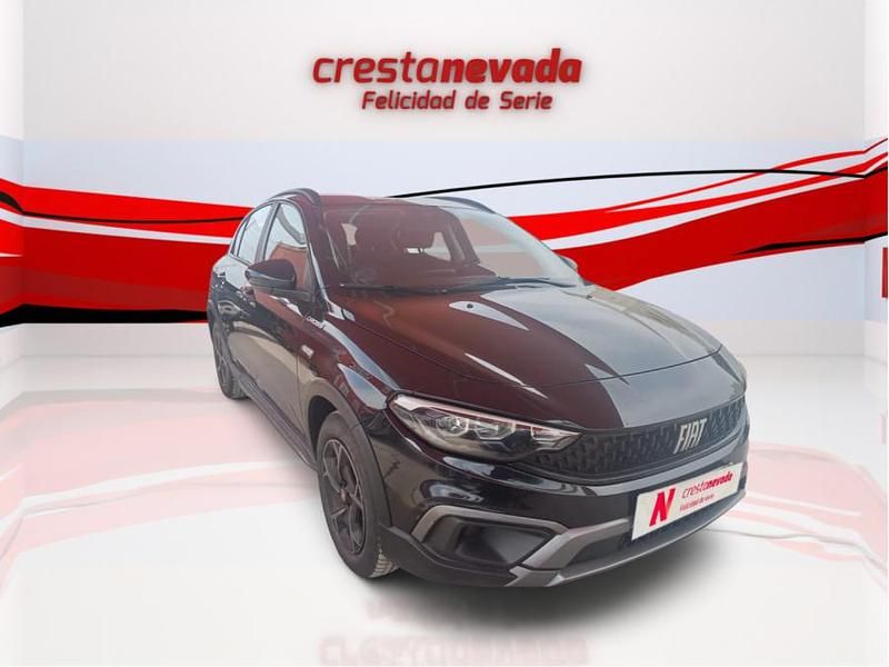 Usado Fiat Tipo Cross 131 CV (96 kW) 2022 Negro
