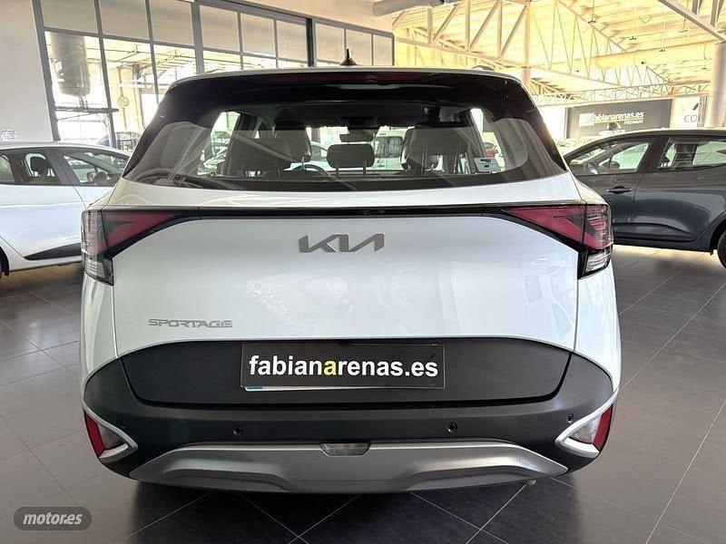 Usado Kia Sportage 160 CV (117 kW) 2024 Blanco SUV