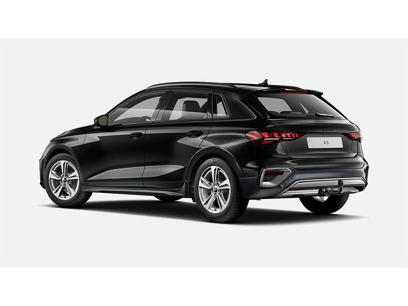 Usado Audi A3 Premium 150 CV (110 kW) 2025 Negro mito Berlina