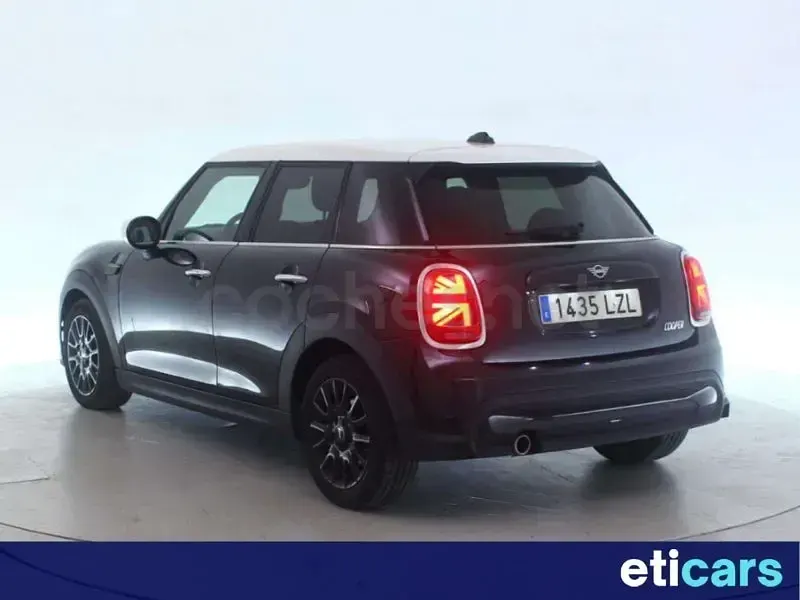 Usado Mini Cooper 136 CV (100 kW) 2022 Negro Utilitario