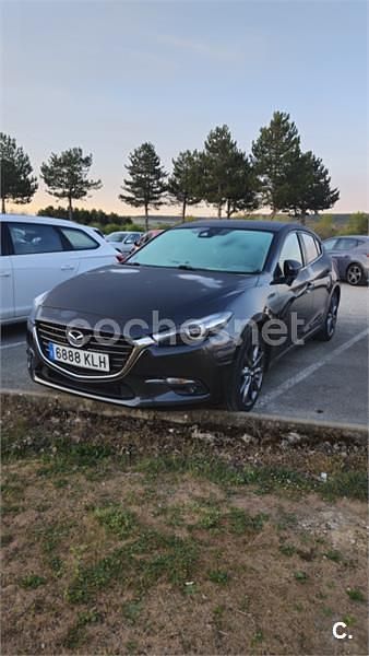 Usado Mazda 3 Edition 120 CV (88 kW) 2018 Negro Berlina