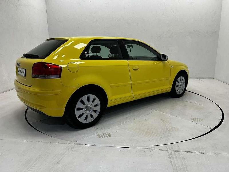 Usado Audi A3 141 CV (103 kW) 2005 Amarillo Berlina