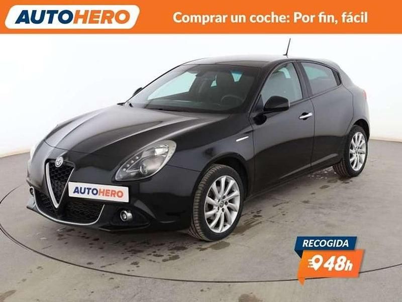 Usado Alfa Romeo Giulietta Super 120 CV (88 kW) 2019 Negro Utilitario