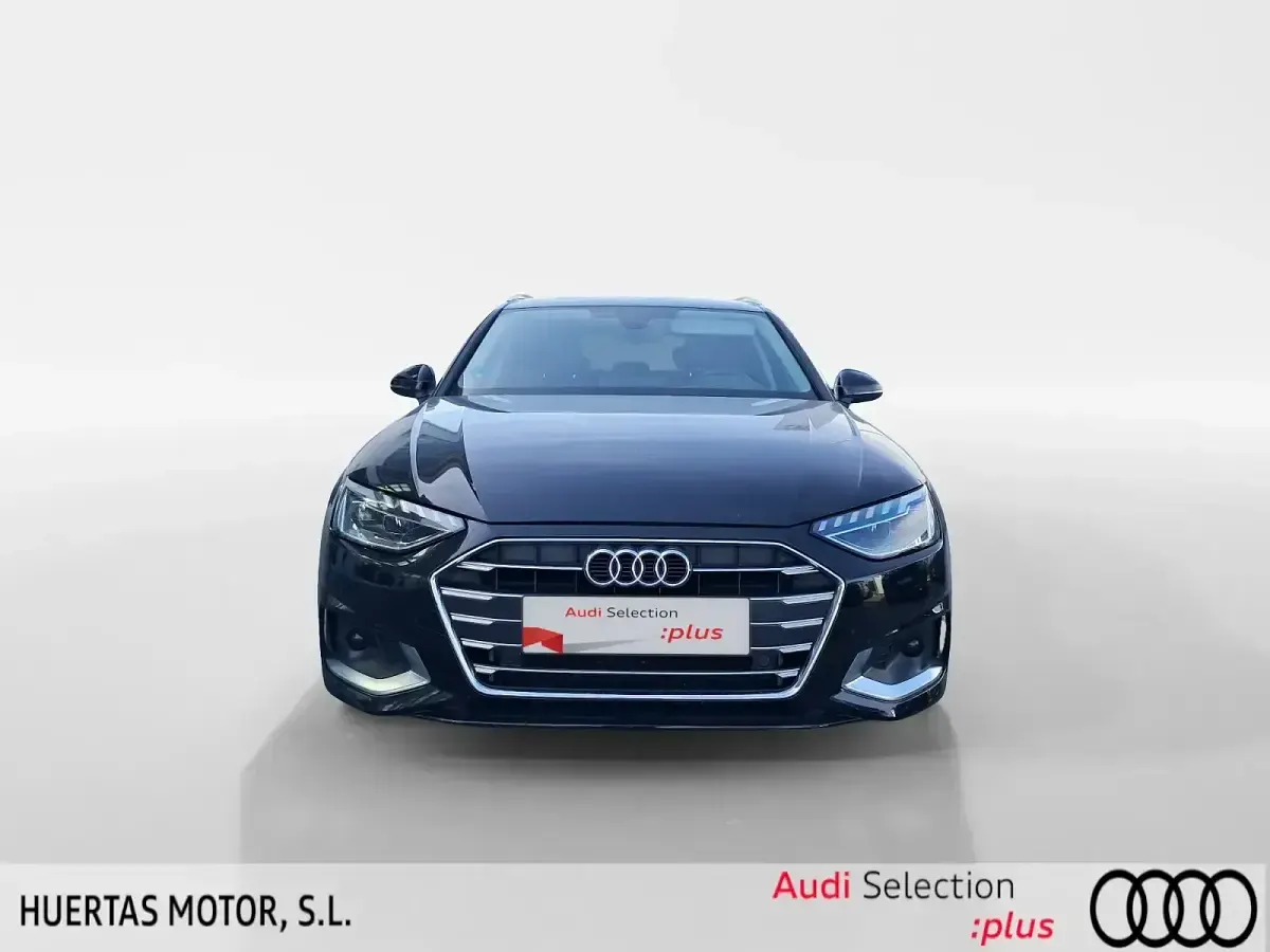 Usado Audi A4 Advanced 163 CV (119 kW) 2025 Negro Familiar