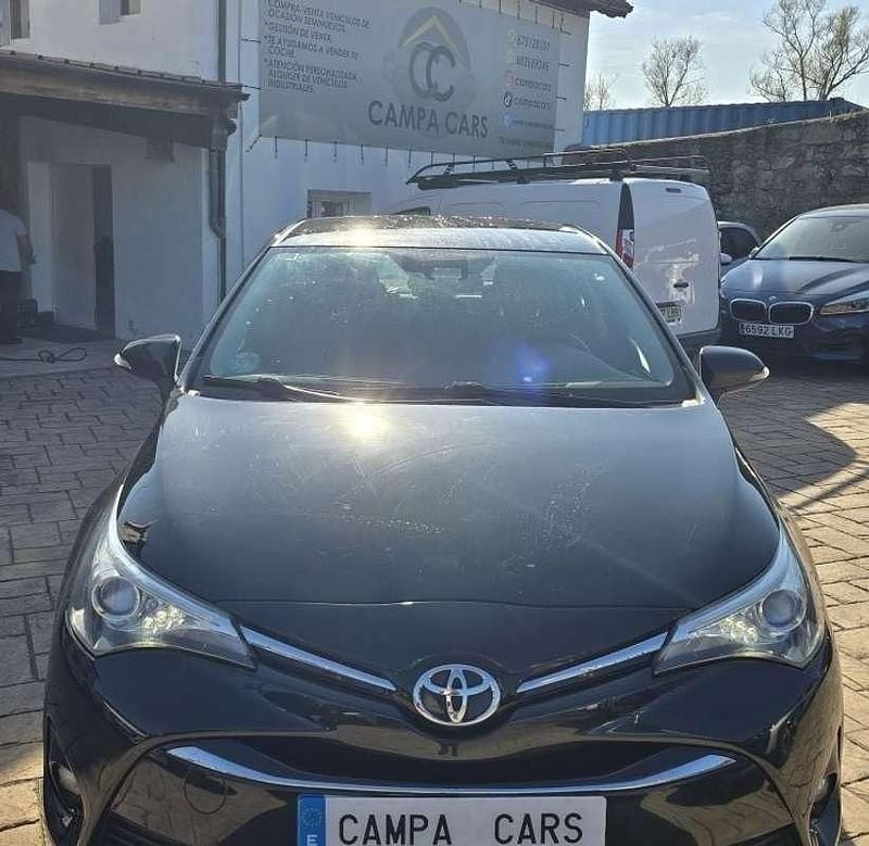 Usado Toyota Avensis Advance 143 CV (105 kW) 2018 Negro Berlina