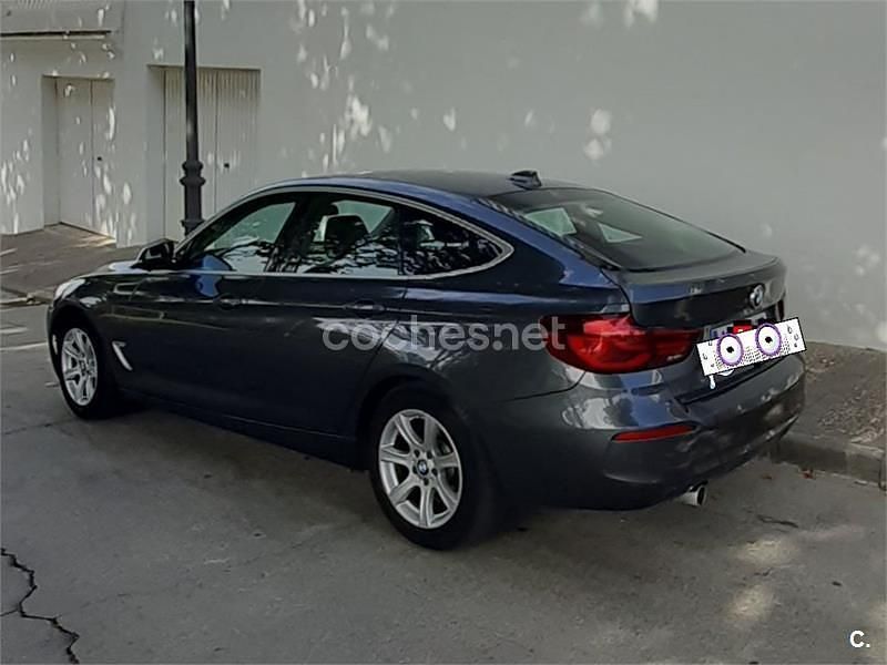 Usado BMW 318 Gran Turismo 150 CV (110 kW) 2020 Gris / plata Berlina