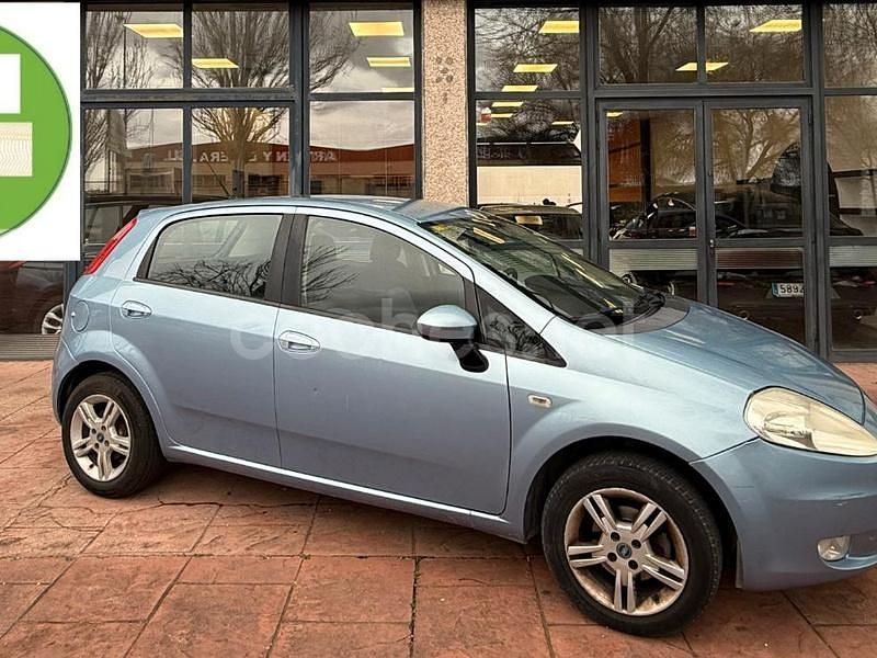 Azul Usado 2006 Fiat Grande Punto Dynamic Utilitario | 3999 € (Precio justo) - Imagen 1/4