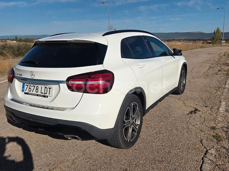 Usado Mercedes GLA180 122 CV (89 kW) 2020 Blanco SUV