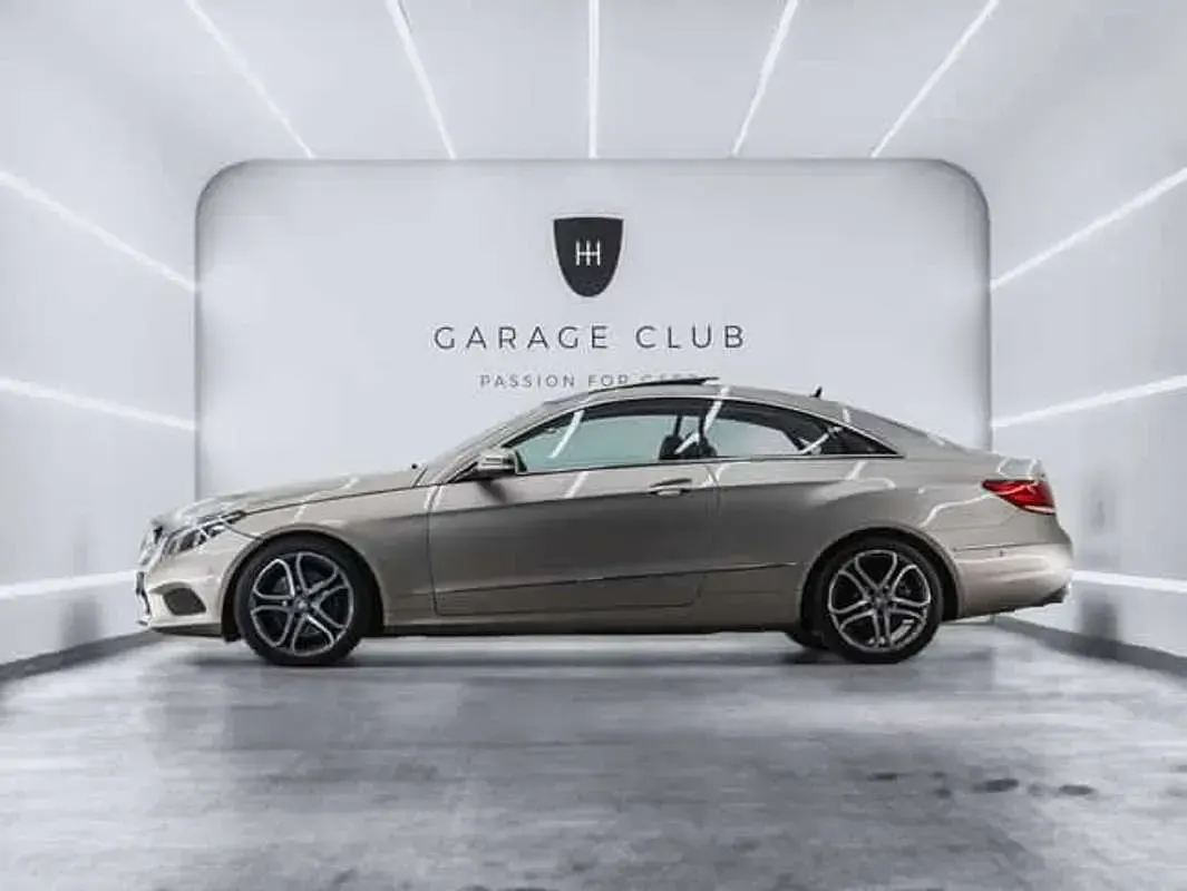 Usado Mercedes 220 SE 105 CV (77 kW) 2015 Gris Berlina