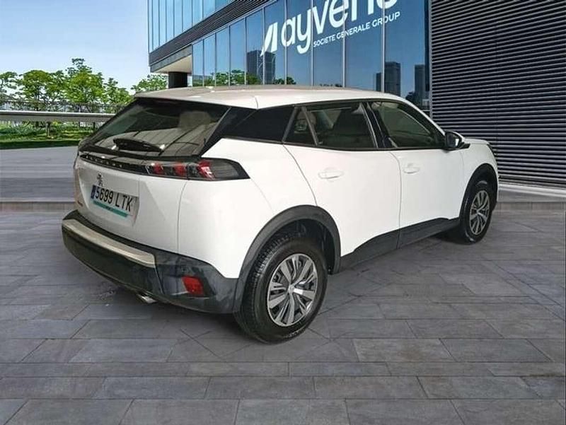 Usado Peugeot 2008 Active 110 CV (80 kW) 2021 Blanco SUV