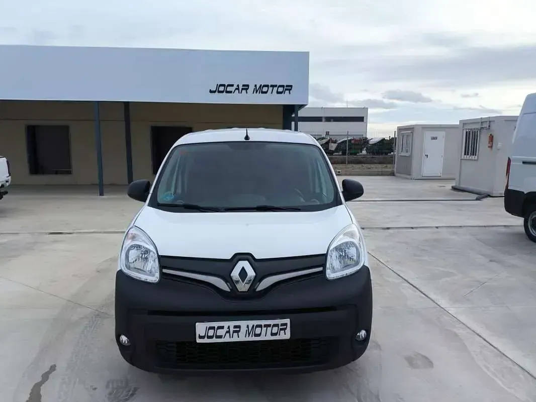 Usado Renault Kangoo 95 CV (69 kW) 2021 Blanco Monovolumen