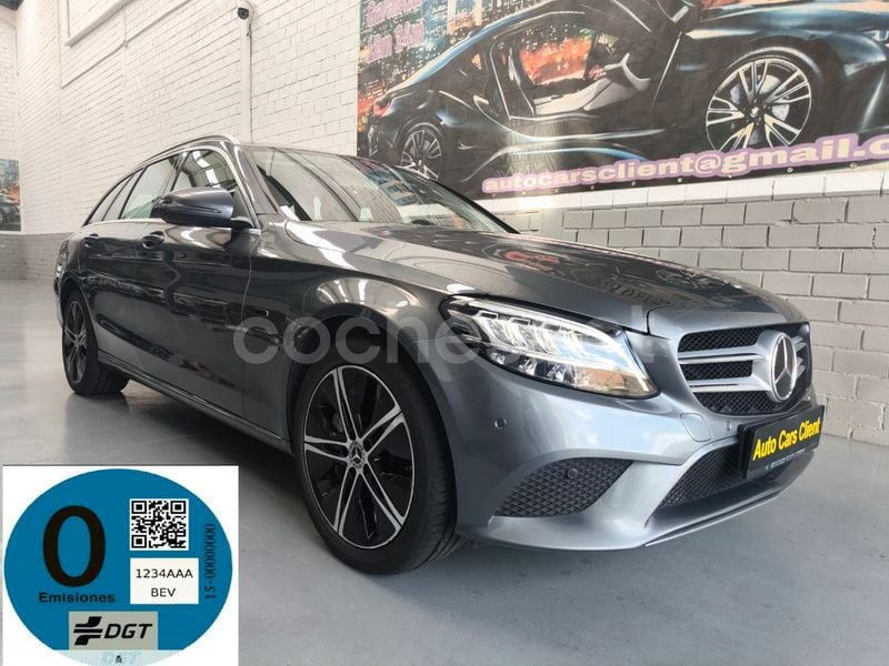 Gris / plata Usado 2019 Mercedes C300e Familiar | 27.300 € (Un poco caro) - Imagen 1/4