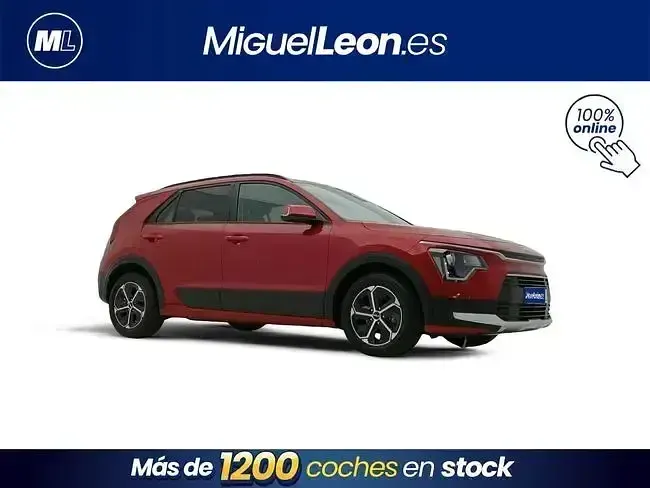 Usado Kia Niro 185 CV (136 kW) 2024 Rojo SUV