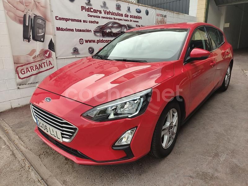 Rojo Usado 2020 Ford Focus Trend Berlina | 10.500 € (Buen precio) - Imagen 1/4