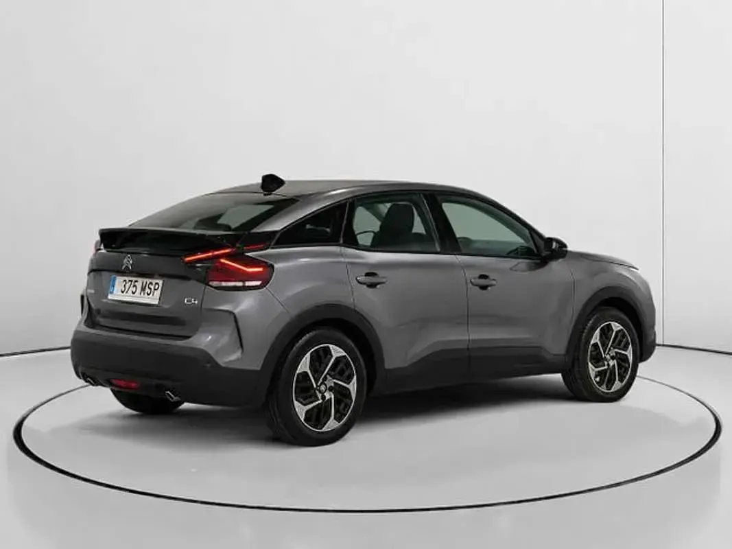 Usado Citroën C4 136 CV (100 kW) 2024 Gris SUV