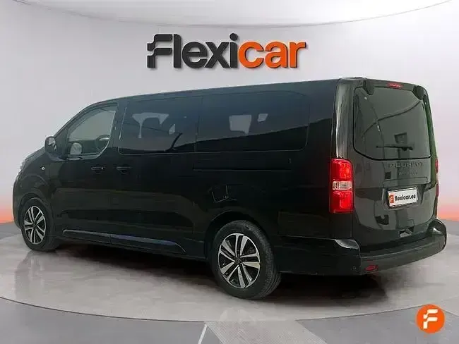 Usado Peugeot Traveller Business-Line 180 CV (132 kW) 2024 Negro Monovolumen