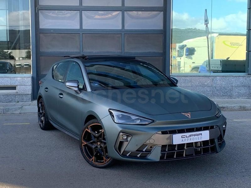 Usado Cupra Leon VZ 272 CV (200 kW) 2024 Gris / plata Berlina