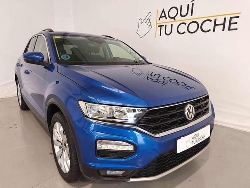 Usado VW T-Roc Advance 116 CV (85 kW) 2020 Azul SUV