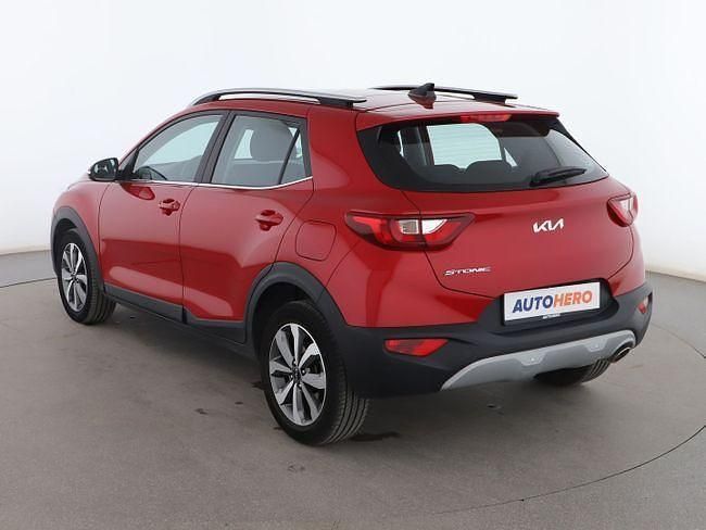 Usado Kia Stonic 101 CV (74 kW) 2022 Rojo SUV