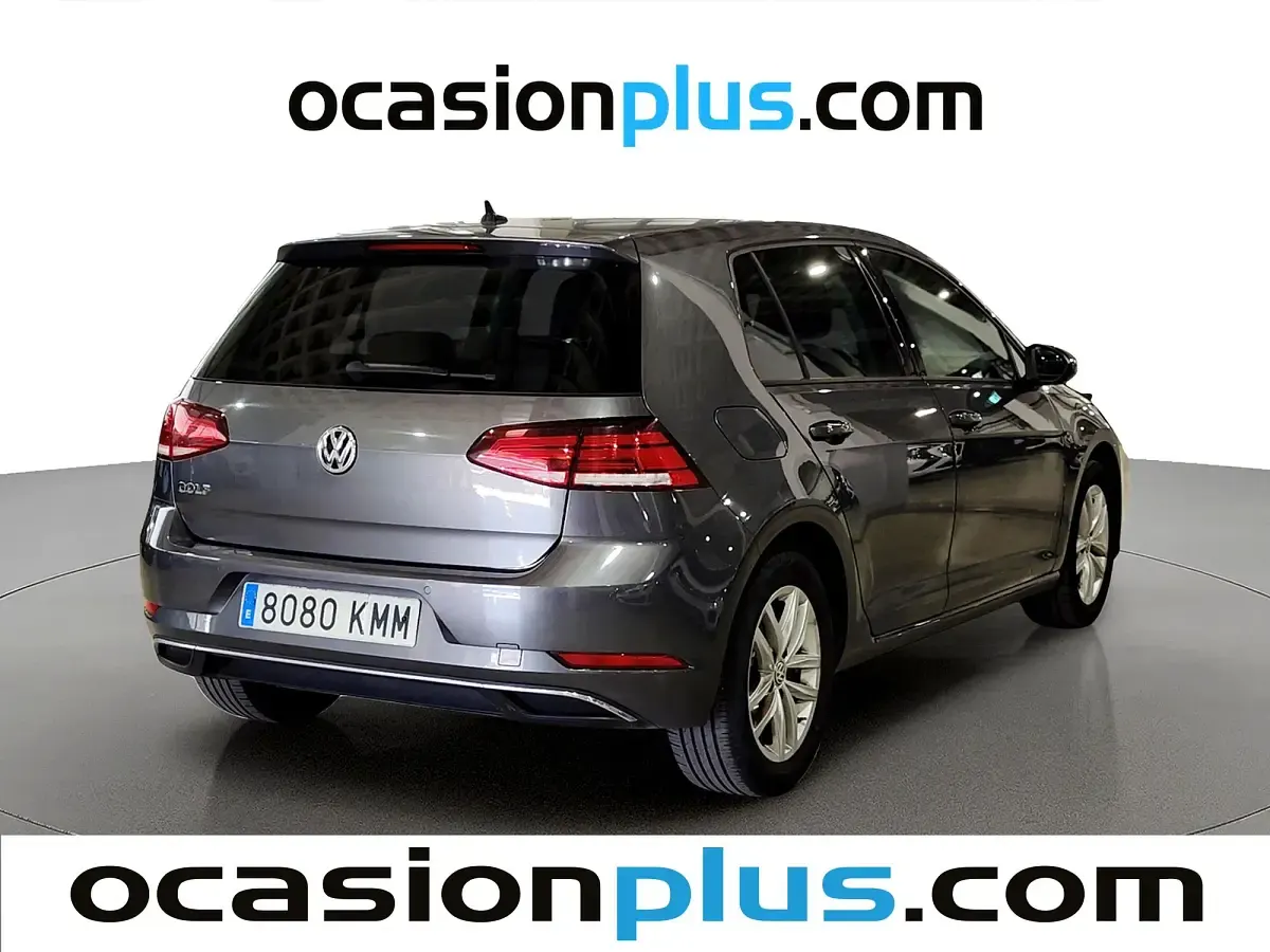 Usado VW Golf VII Advance 125 CV (91 kW) 2018 Gris Utilitario