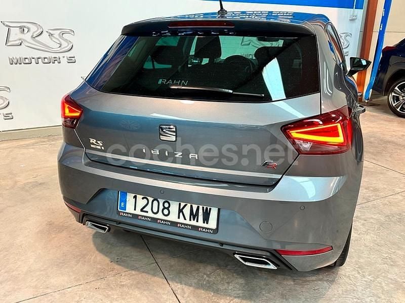 Usado Seat Ibiza FR 116 CV (85 kW) 2018 Gris Utilitario
