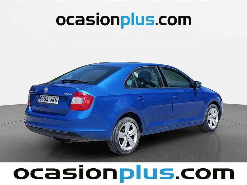Usado Skoda Rapid Elegance 125 CV (91 kW) 2015 Azul Utilitario