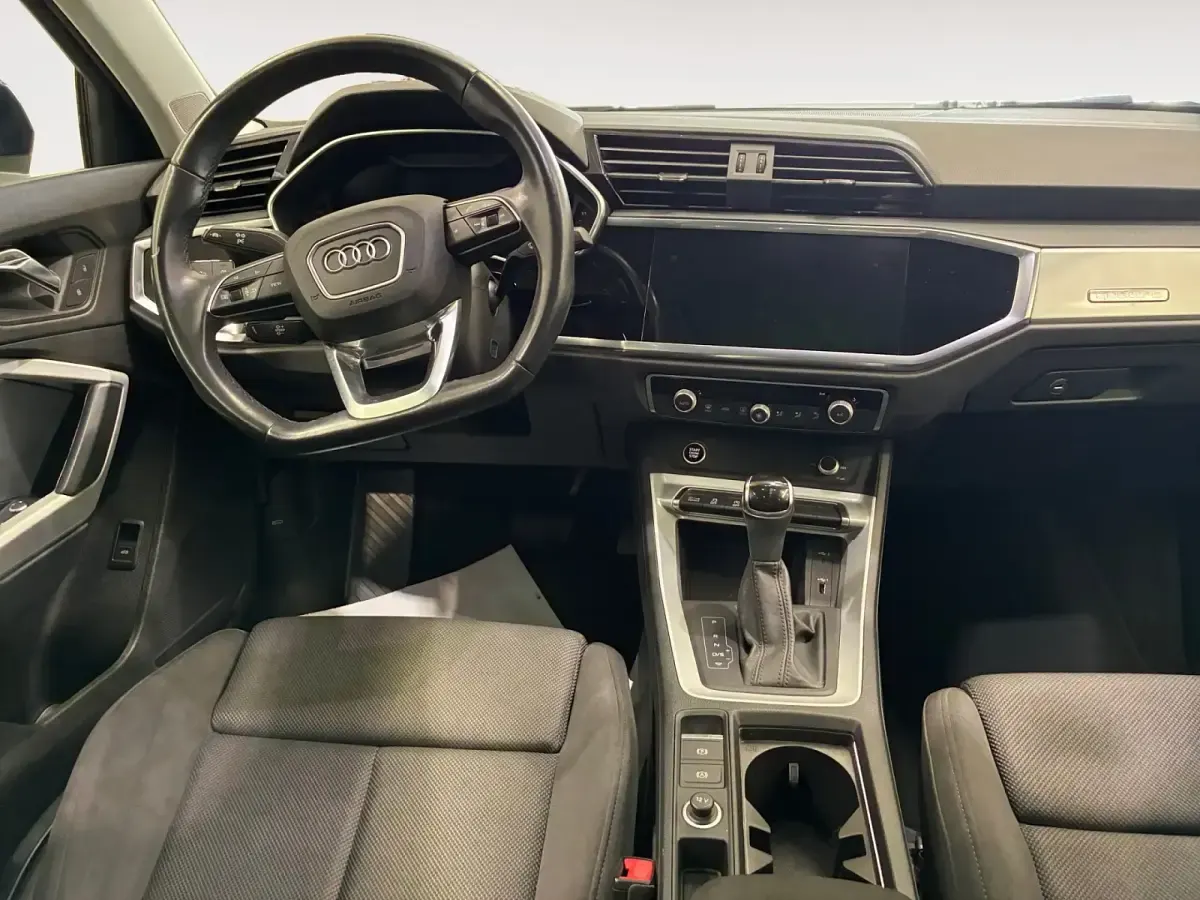 Usado Audi Q3 Advanced Plus 150 CV (110 kW) 2020 Azul SUV