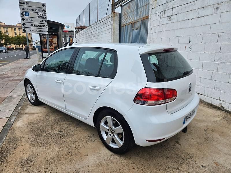 Usado VW Golf VI 105 CV (77 kW) 2011 Blanco Utilitario