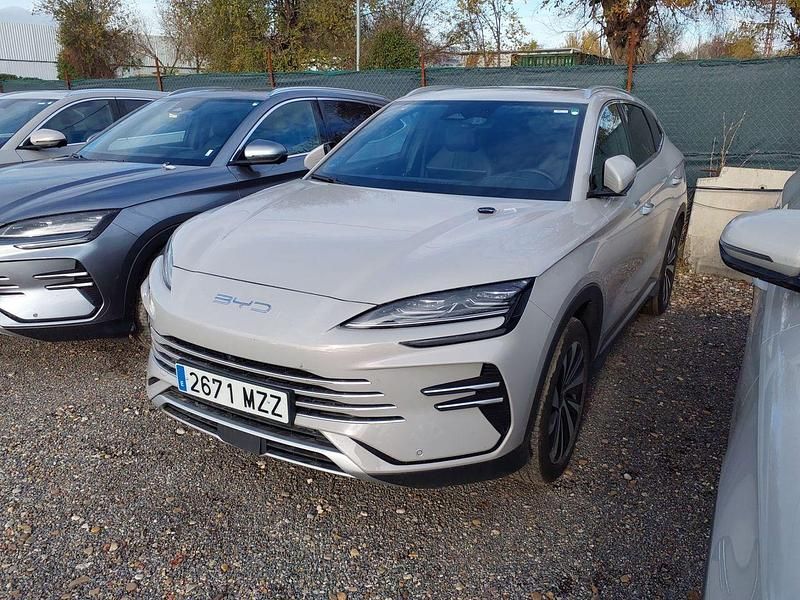 Gris claro Usado 2025 BYD Seal U Comfort SUV | 32.590 € (Buen precio) - Imagen 1/4