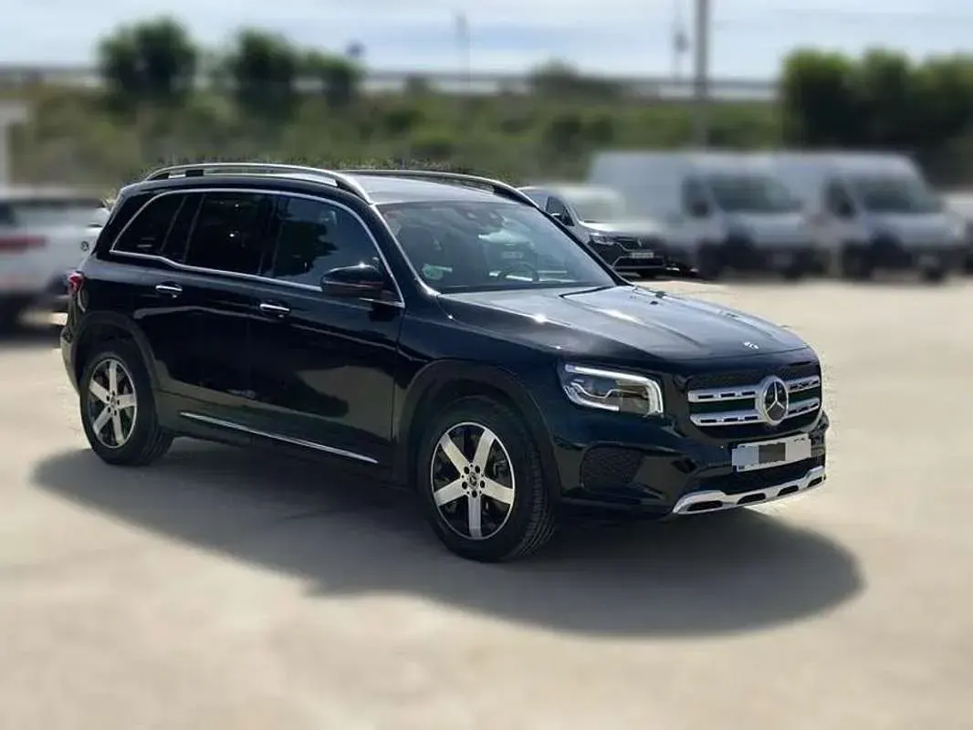 Usado Mercedes GLB220 190 CV (139 kW) 2021 Negro SUV