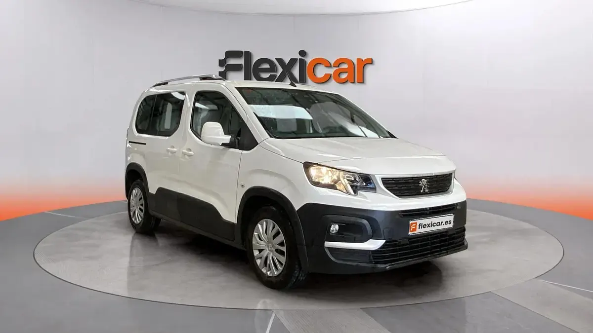 Usado Peugeot Rifter Access 75 CV (55 kW) 2019 Monovolumen