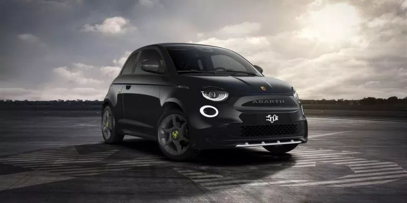 Negro Nuevo 2025 Abarth 500e Utilitario | 29.699 € - Imagen 1/4