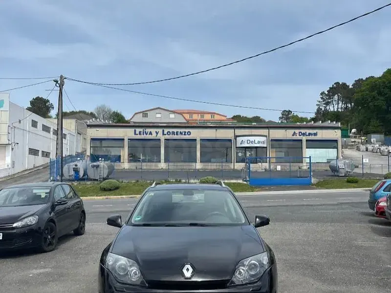 Usado Renault Laguna III Authentique 130 CV (95 kW) 2009 Negro Familiar